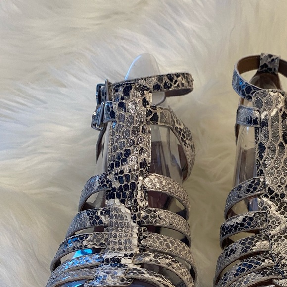 BCBG Maxazria heels 🔥 size 7. Euro 37 - Picture 12 of 15